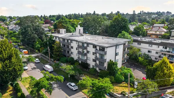 505 Su'it St, Victoria BC V8V 4C3