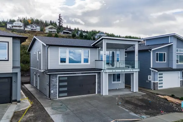 3202 Woodrush Dr, Duncan BC V9L 0J9 - 6 bed, 4 bath in Duncan