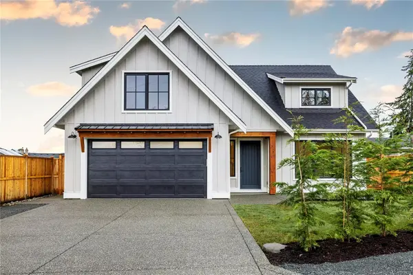 318 Willow St, Parksville BC V9P 1C7 - 3 bed, 3 bath in Parksville