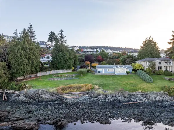 5020/5010 Fillinger Cres, Nanaimo BC V9V 1J1 - 3 bed, 2 bath in Nanaimo