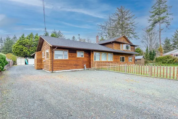 3910 Island Hwy S, Campbell River BC V9H 1M1 - 3 bed, 2 bath in Campbell River