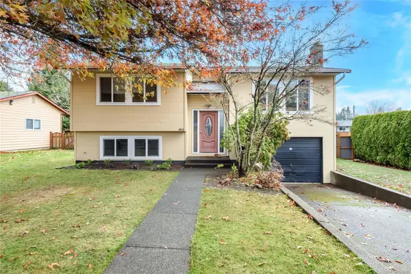 1651 Ascot Ave, Comox BC V9M 1A8 - 4 bed, 2.0 bath in Comox