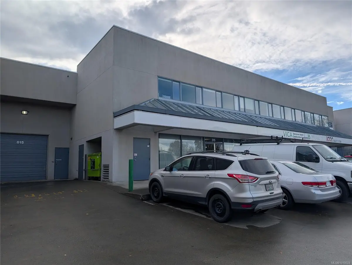 615 Discovery St, Victoria BC V8G 5T4