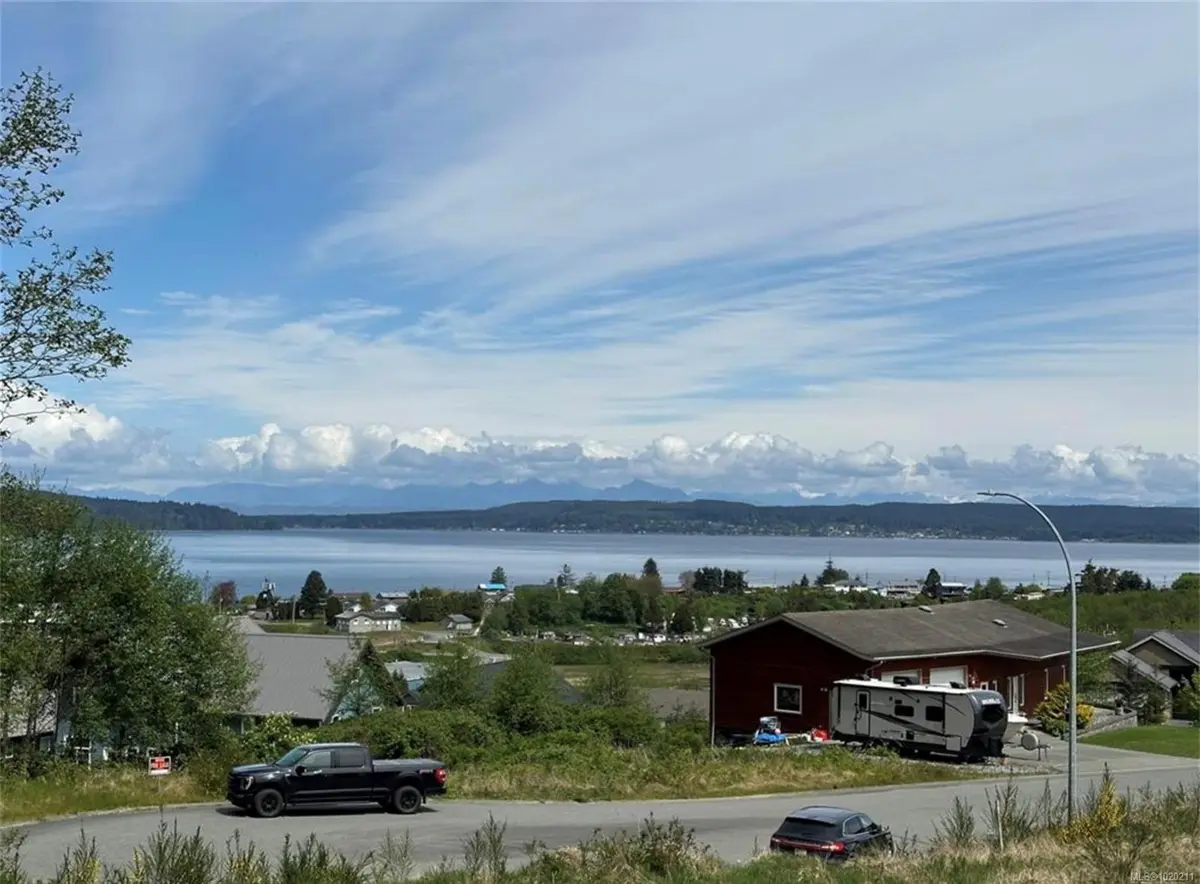 1857 Jensen Pl, Port McNeill BC V0N 2R0