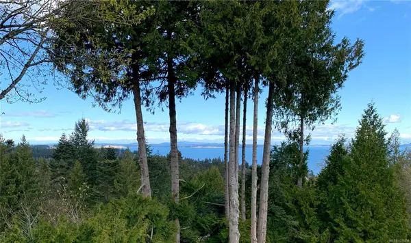 5070 Catalina Terr Lot A, Saanich BC V8Y 2A5