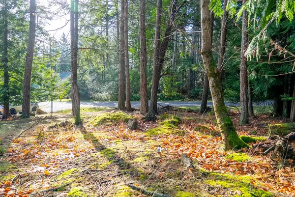 7904 Plumper Way, Pender Island BC V0N 2M2