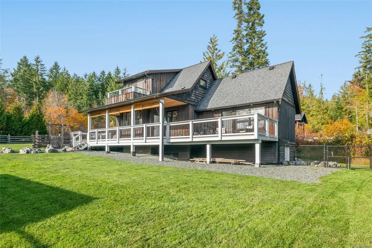 6373 Salal Rd, Port Alberni BC V9Y 8Z3