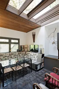 View 28