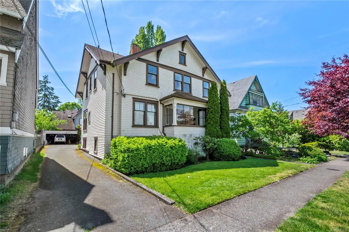 1157 Princess Ave, Victoria BC V8T 1L2