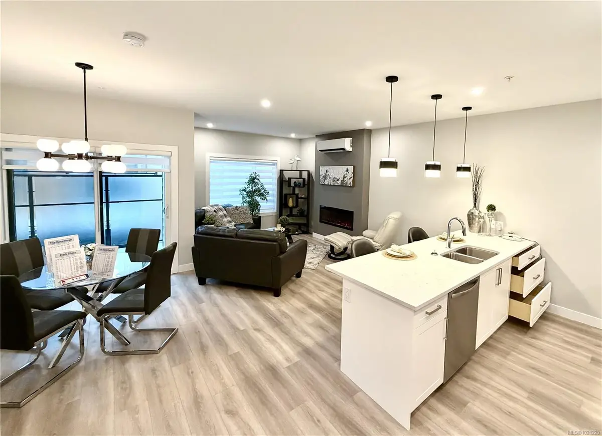 918 Jenkins Ave #505, Langford BC V9B 2N7