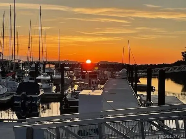 3529 Dolphin Dr # 305, Nanoose Bay BC V9P 9J7 - 2 bed, 3.0 bath in Nanoose Bay