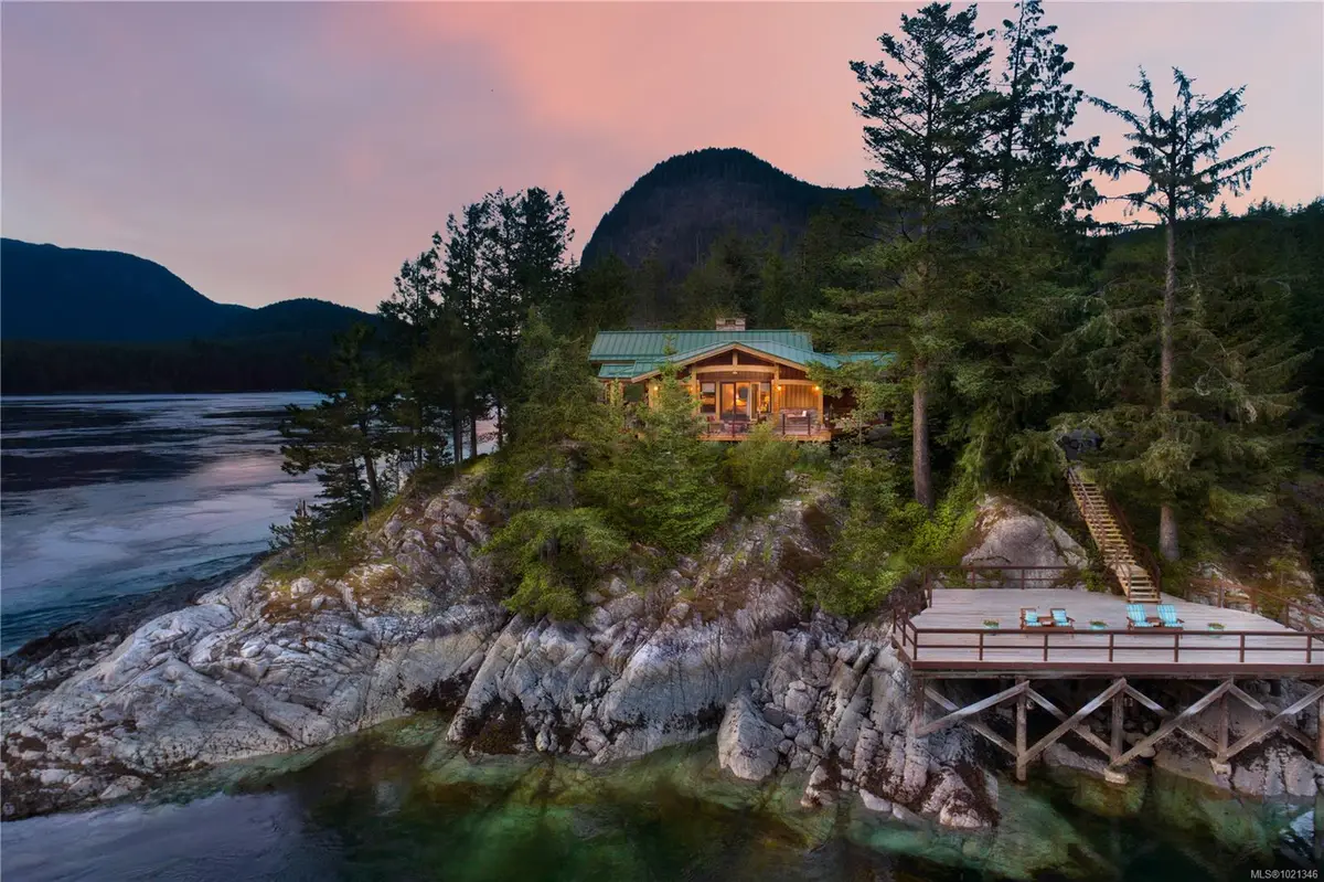 1 Stuart Island, Stuart Island BC V0P 1V0