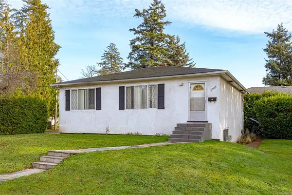 1005 McCallum Rd, Langford BC V9B 4C7 - 4 bed, 2 bath in Langford