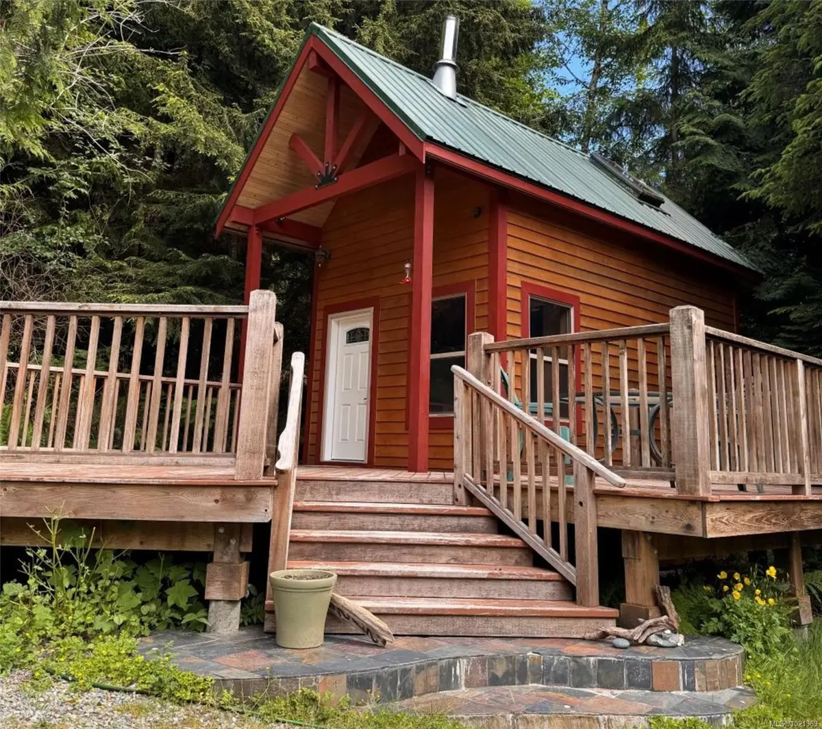 2725 Seaside Dr, Sooke BC V9Z 1G7