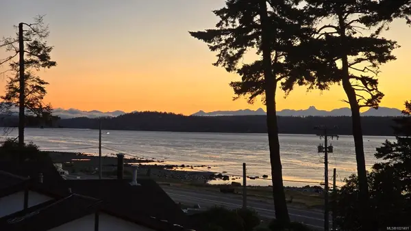 350 Island Hwy S # 318, Campbell River BC V9W 1A5 - 2 bed, 2 bath in Campbell River