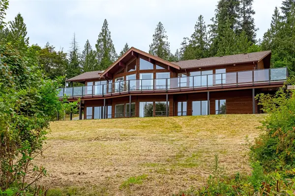 13289 Prospect Dr, Ladysmith BC V9G 1G9 - 3 bed, 3 bath in Ladysmith