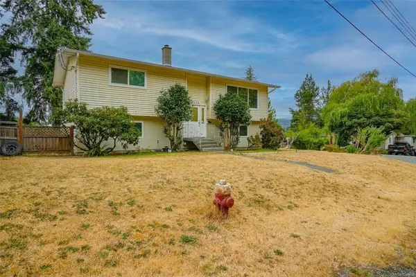 4594 Alwyn St, Port Alberni BC V9Y 5V1 - 4 bed, 2 bath in Port Alberni