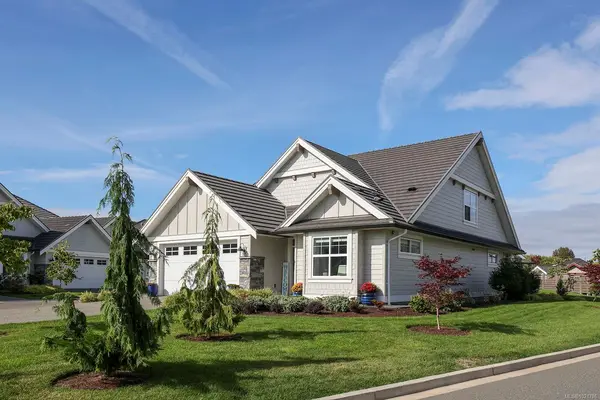 1444 Crown Isle Dr # 115, Courtenay BC V9N 0B8 - 3 bed, 3 bath in Courtenay