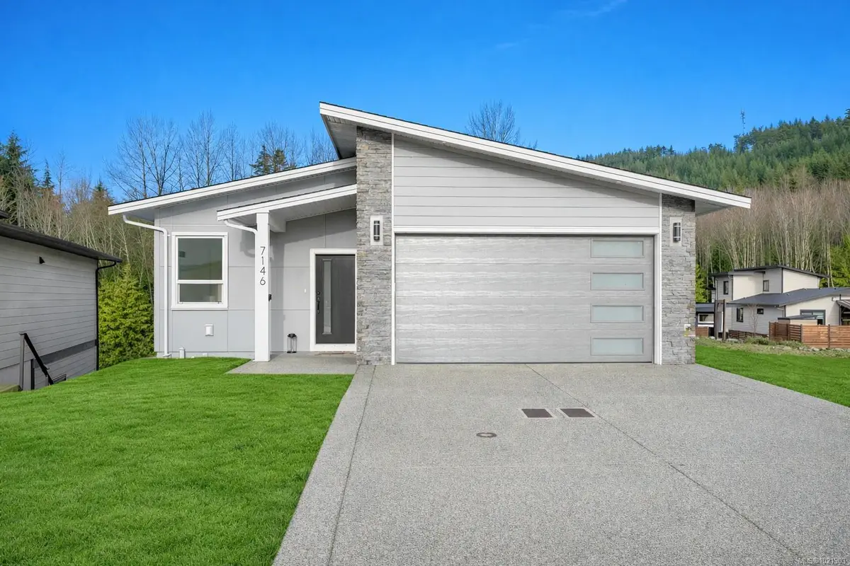 7146 Elkridge Rd, Lake Cowichan BC V0R 2G0