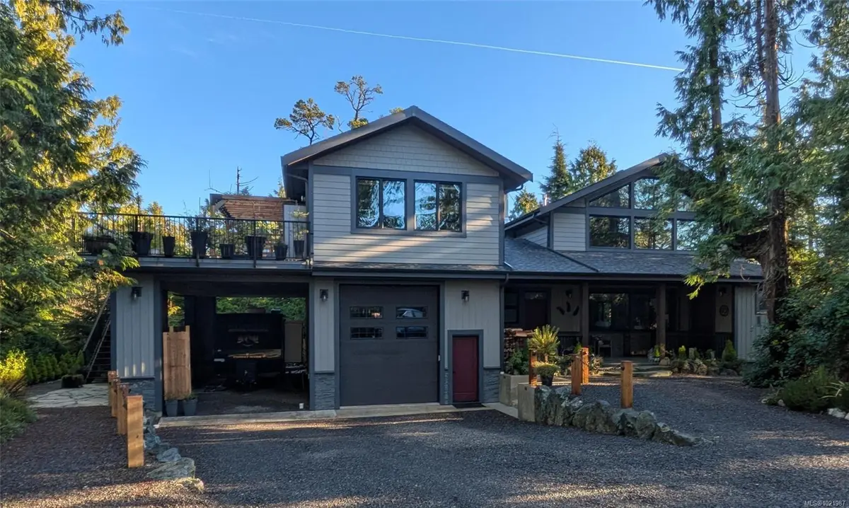 1708 Rainforest Lane, Ucluelet BC V0R 3A0