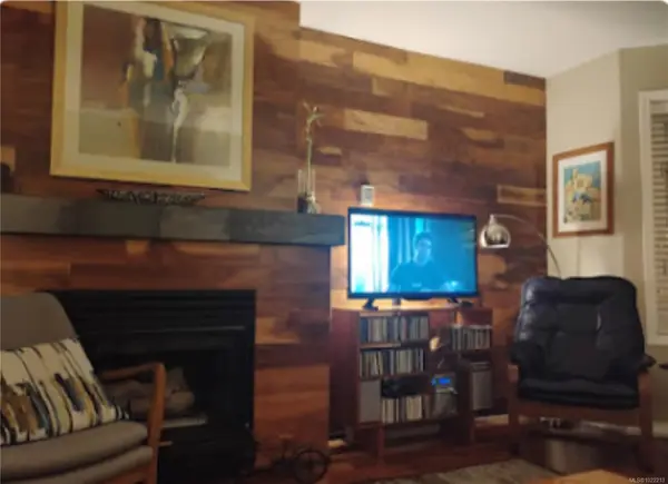 320 Selby St # 201, Nanaimo BC V9R 2R5 - 2 bed, 2 bath in Nanaimo