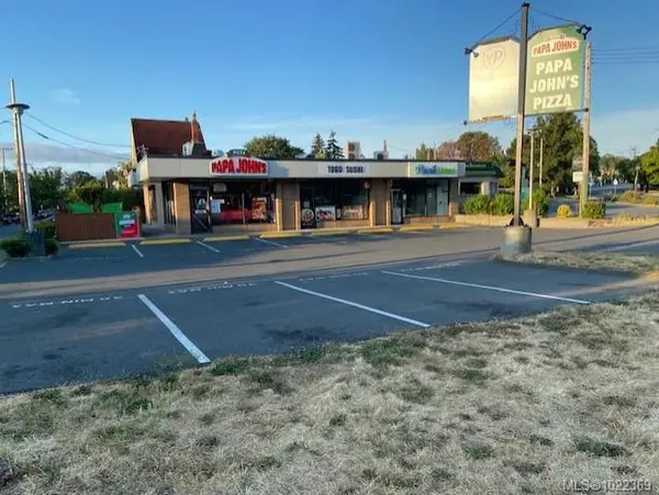 1881 Fort St, Victoria BC V8R 1K1