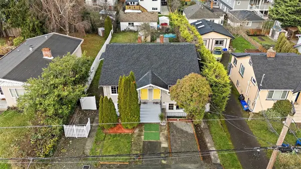 3022 Donald St # 3020, Saanich BC V9A 1Y2 - 8 bed, 4 bath in Saanich