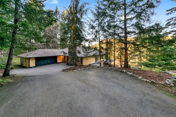 4133 Rocky Mountain Rd, Malahat BC V0R 2L0 - 4 bed, 2 bath in Malahat