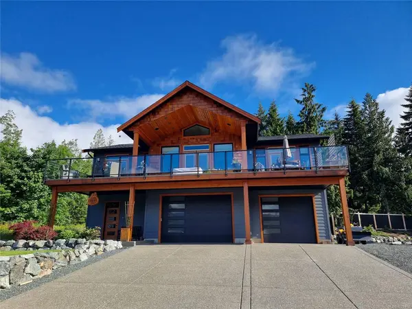 10407 Marina Vista Dr, Port Alberni BC V9Y 8Z7 - 3 bed, 3 bath in Port Alberni