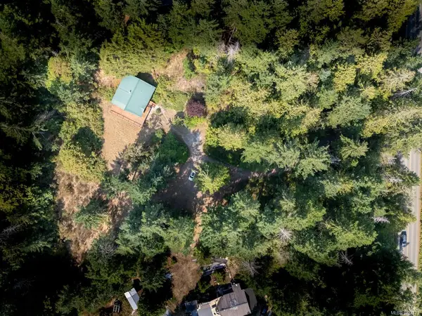 4535 Bedwell Harbour Rd, Pender Island BC V0N 2M1