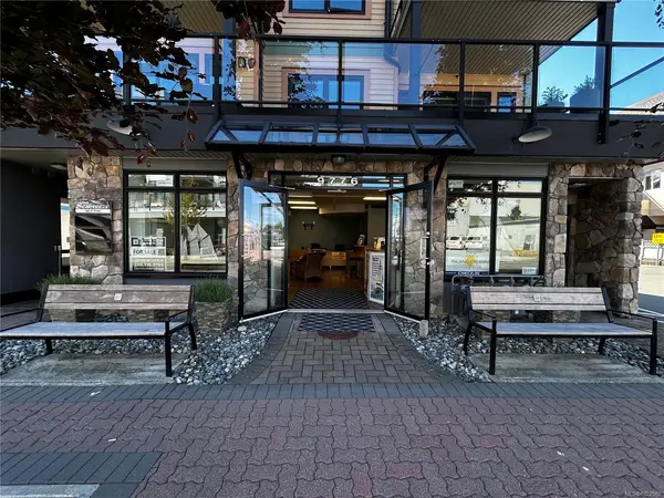 9776 Fourth St # 101, Sidney BC V8L 2Z1
