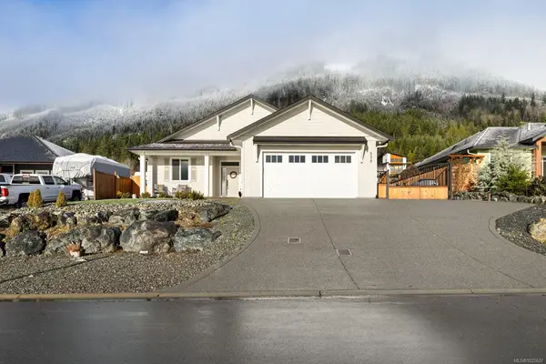 539 Greenwell Dr, Lake Cowichan BC V0R 2G1 - 3 bed, 2.0 bath in Lake Cowichan