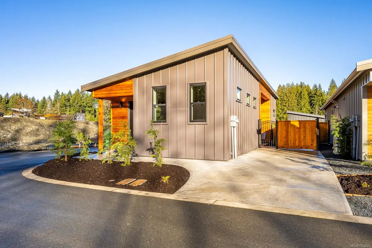 3025 Royston Rd #20, Cumberland BC V0R 1S0