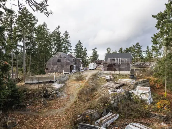 107 Atkins Rd, Salt Spring BC V8K 2X6