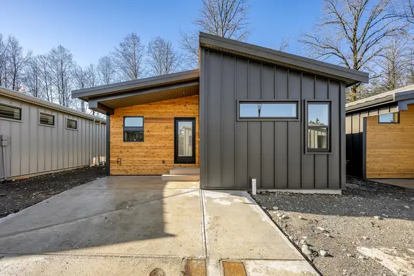 3025 Royston Rd # 42, Cumberland BC V0R 1S0 - 3 bed, 2.0 bath in Cumberland