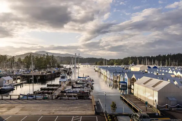 2270 Harbour Rd # 201, Sidney BC V8L 2P6 - 4 bed, 5 bath in Sidney