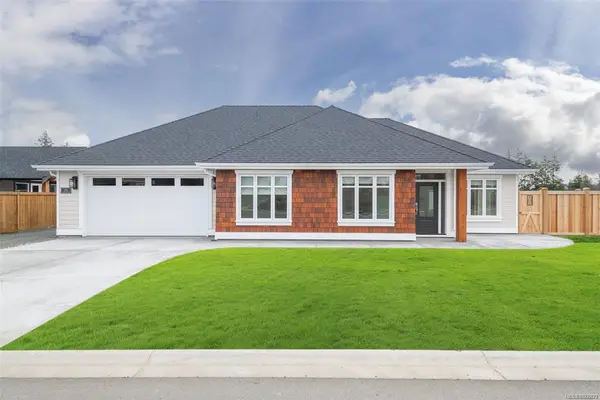 908 Ridgeline Blvd, Parksville X1X 1X1 - 3 bed, 2 bath in Parksville