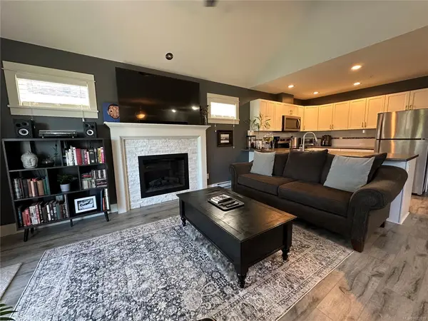 6183 Nitinat Way # 3, Nanaimo BC V9V 0A9 - 2 bed, 2 bath in Nanaimo