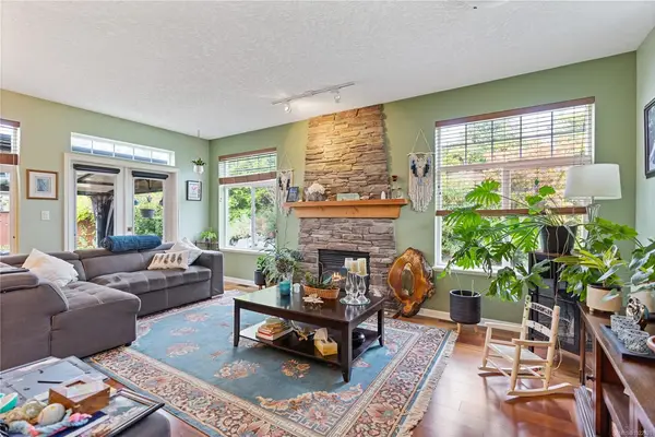 6442 Birchview Way, Sooke BC V9Z 1J9 - 3 bed, 3.0 bath in Sooke