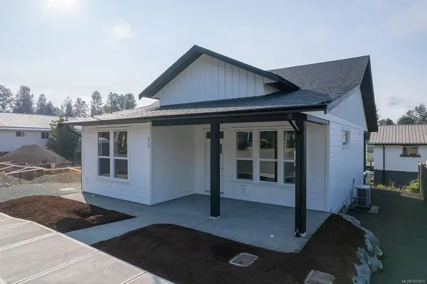 212 Oak Lane, Lake Cowichan BC V0R 2G0 - 2 bed, 2.0 bath in Lake Cowichan