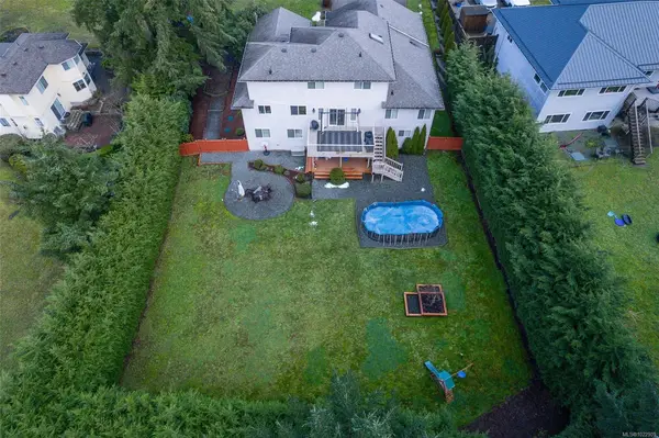 6420 Diana Dr, Duncan BC V9L 5V1 - 6 bed, 4.0 bath in Duncan