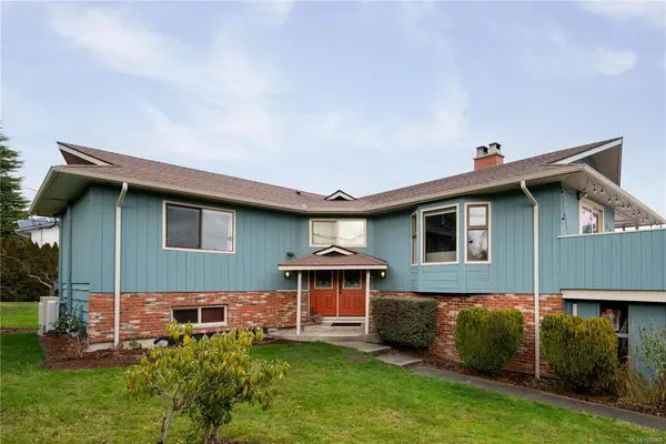 2530 Wakeman Rd, Central Saanich BC V8M 1V5 - 5 bed, 3.0 bath in Central Saanich