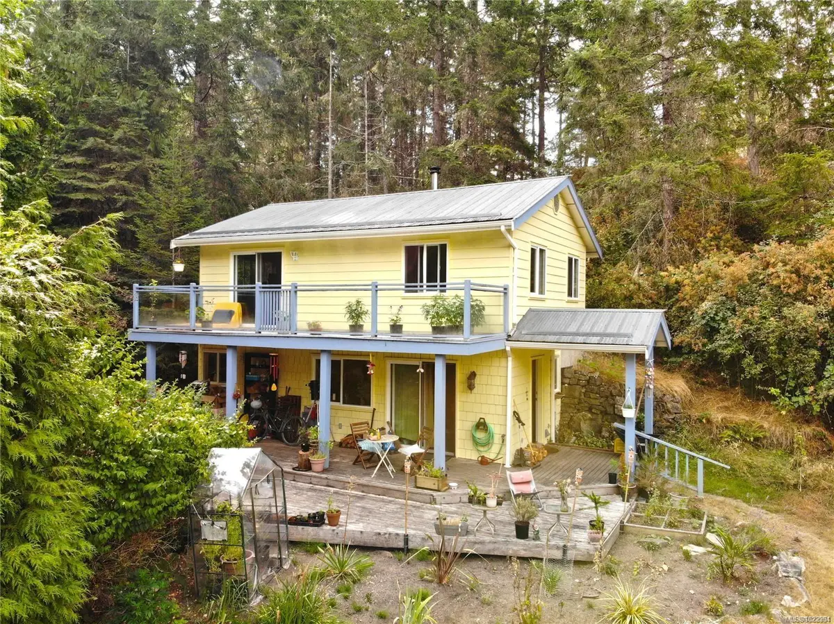 121 Whims Rd, Salt Spring BC V8K 1B2
