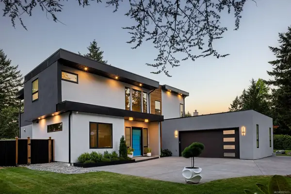 4673 Boulderwood Dr, Saanich BC V8Y 2P8