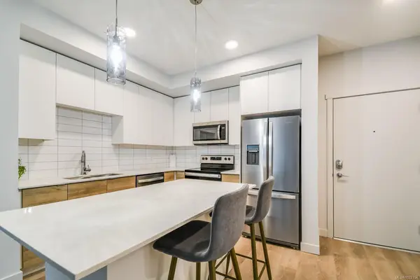 4830 Cedar Ridge Pl # 104, Nanaimo BC V9T 0M8 - 1 bed, 1 bath in Nanaimo