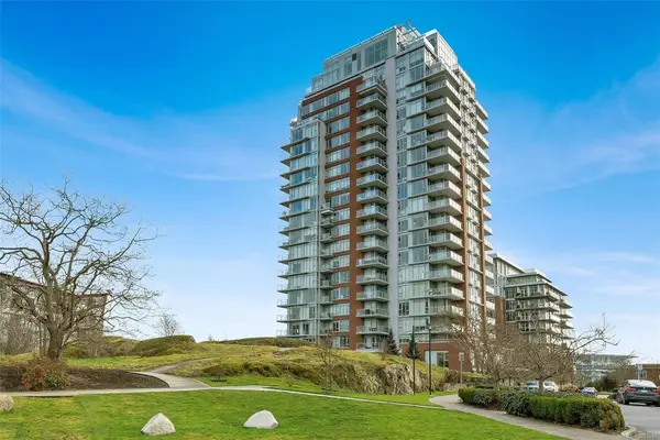 83 Saghalie Rd # 704, Victoria BC V9A 0E7 - 1 bed, 1 bath in Victoria