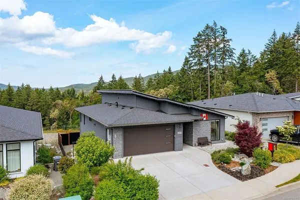 6257 Highwood Dr, Duncan BC V9L 0H5 - 5 bed, 4.0 bath in Duncan