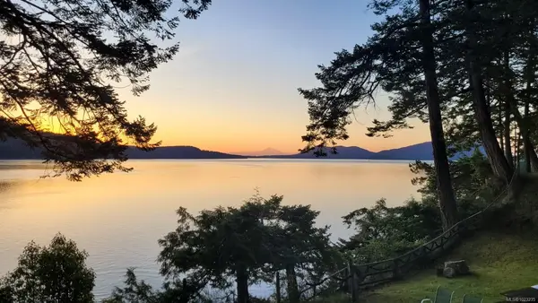 4218 Armadale Rd, Pender Island BC V0N 2M1 - 0 bed, 0.0 bath in Pender Island