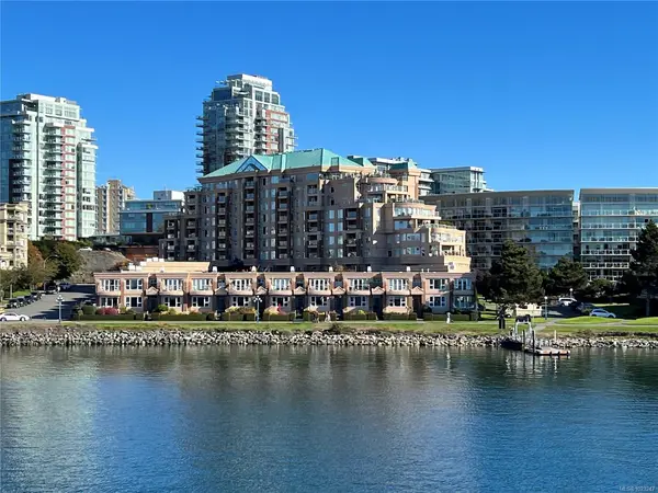 75 Songhees Rd # 123, Victoria BC V9A 7M5 - 3 bed, 4 bath in Victoria