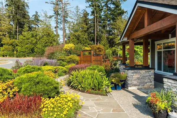 6303 Riverstone Dr, Sooke BC V9Z 1N4 - 3 bed, 2.0 bath in Sooke